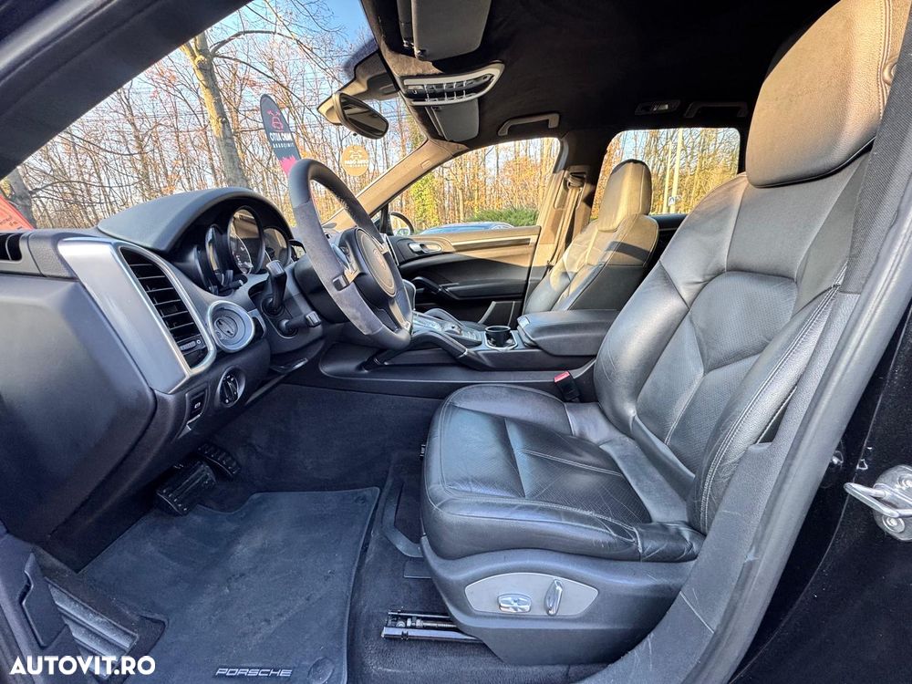Porsche Cayenne Diesel Platinum Edition - 11