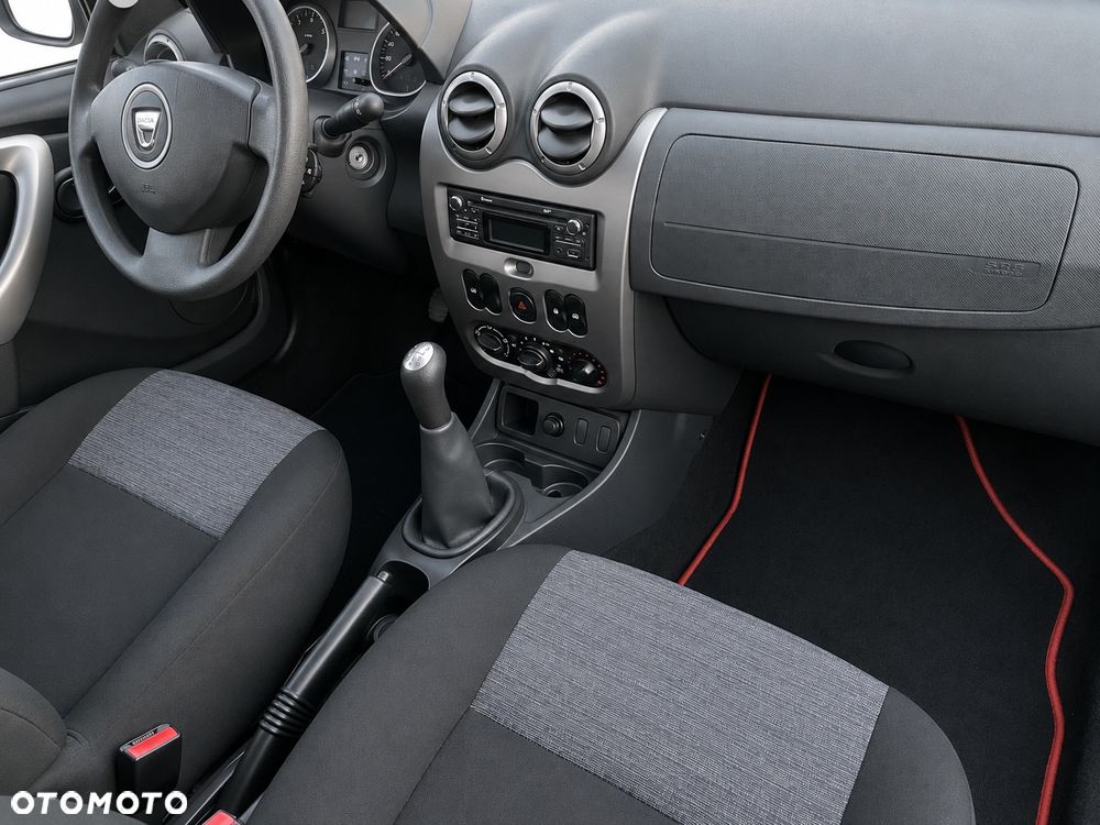 Dacia Duster 1.6 16V 105 4x2 Prestige - 7