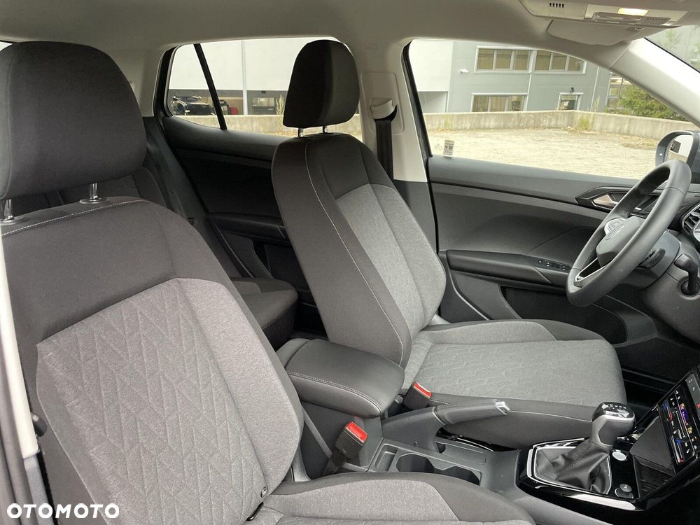 Volkswagen T-Cross - 27