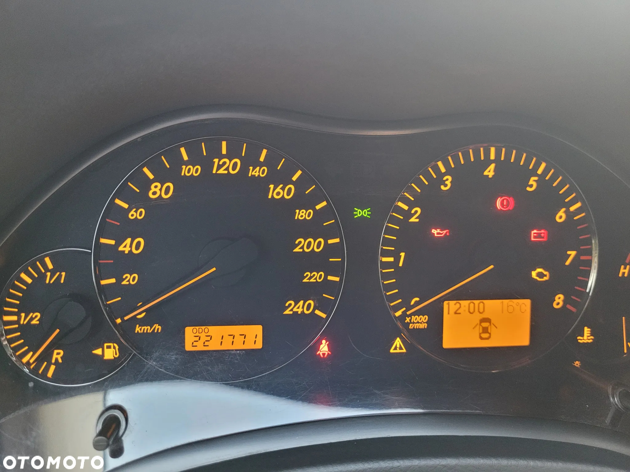 Toyota Avensis 1.8 VVT-i Sol - 5