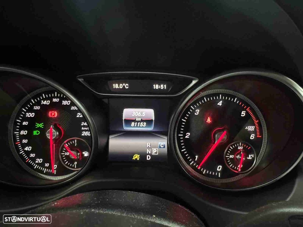 Mercedes-Benz GLA 200 CDi Urban Aut. - 12