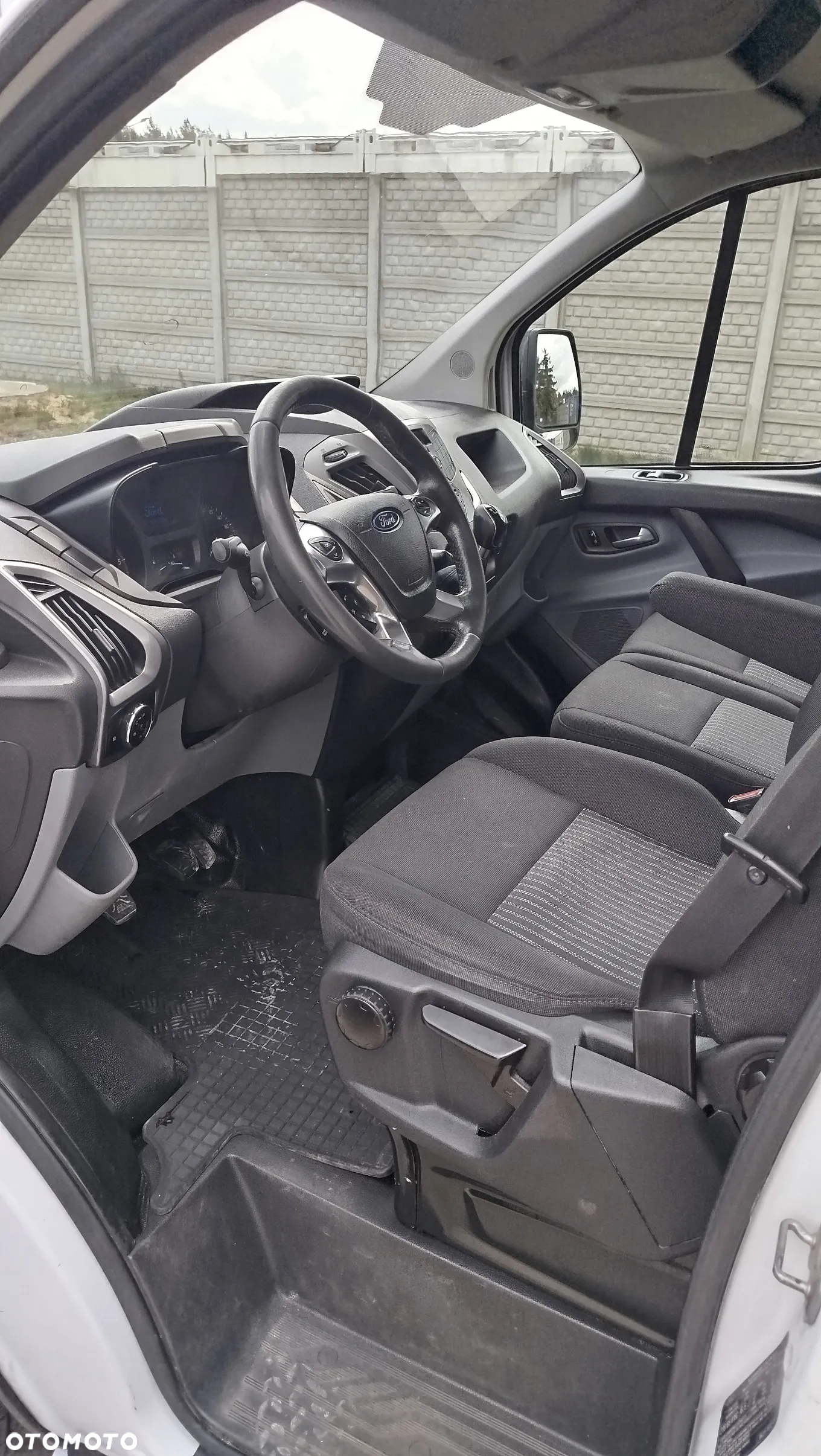 Ford Transit Custom 2.2 TDCi Euro 5 2198ccm - 125KM - 5