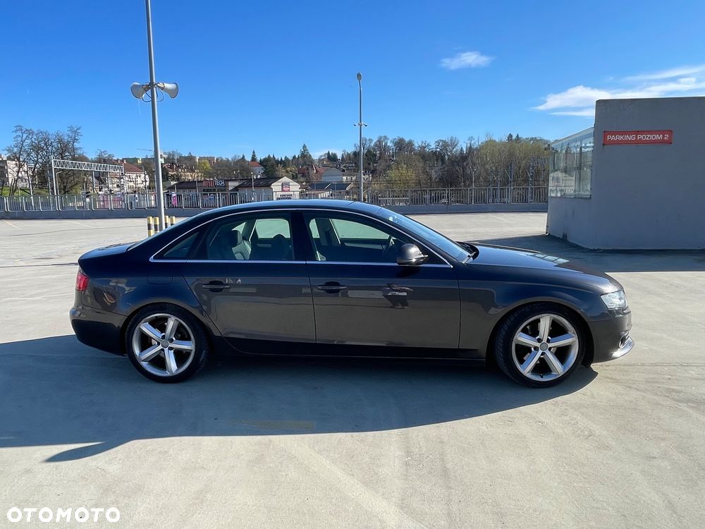 Audi A4 Limousine 2.0 TDI DPF Ambiente - 16