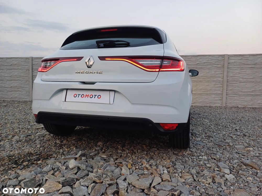Renault Megane 1.5 Blue dCi Intens - 14