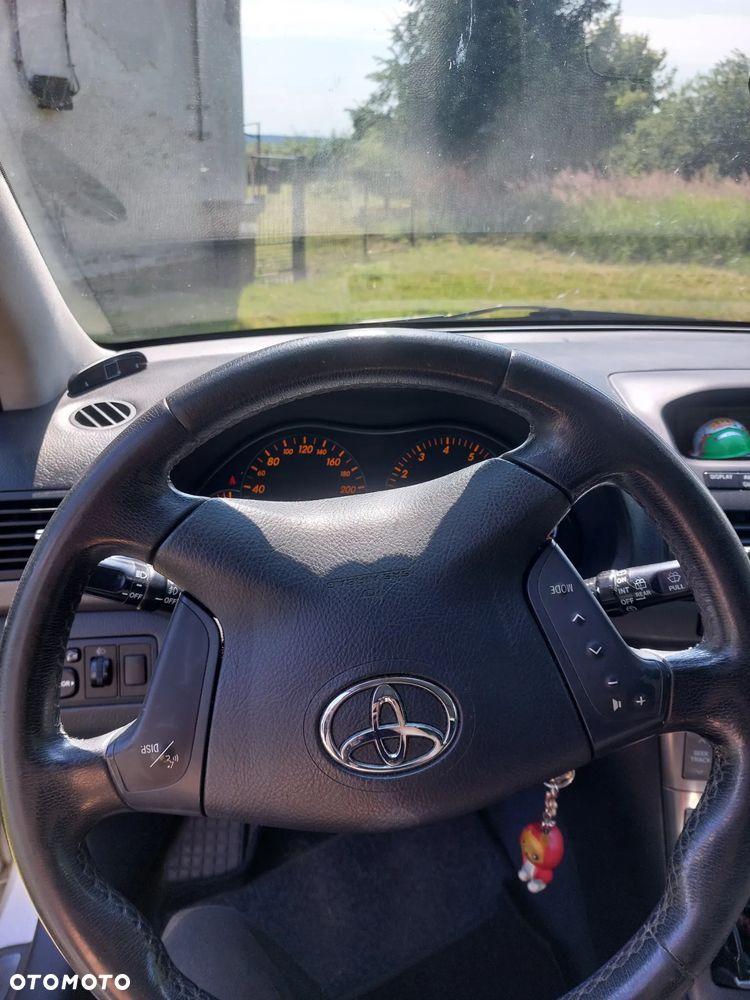 Toyota Avensis 2.0 VVT-i Sol - 9