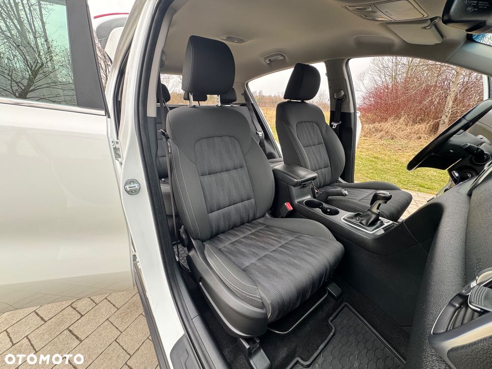 Kia Sportage 1.6 GDI 2WD DREAM-TEAM EDITION - 29