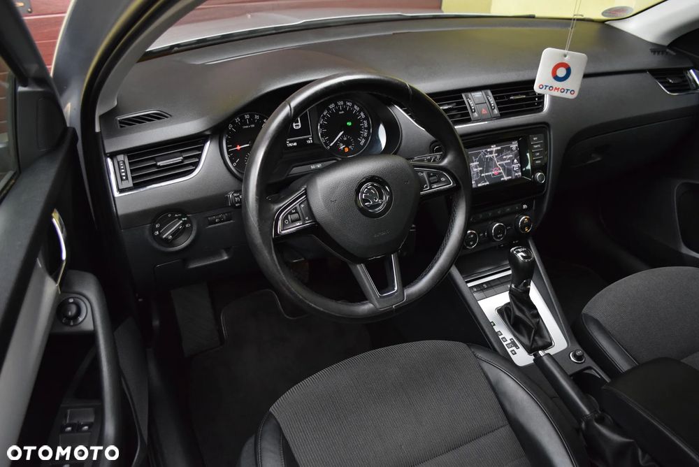 Skoda Octavia 1.6 TDI DPF DSG Elegance - 12