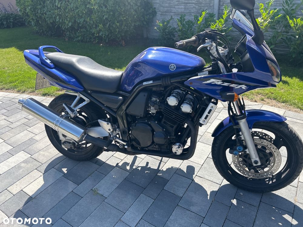 Yamaha FZS - 2
