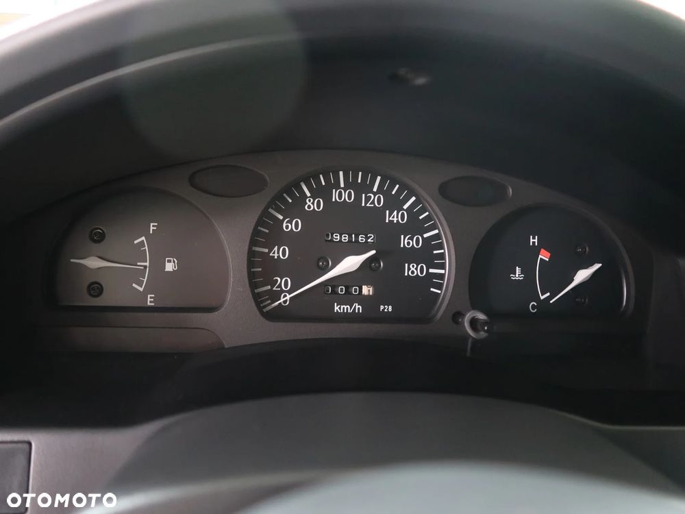Toyota Starlet 1.4 - 19