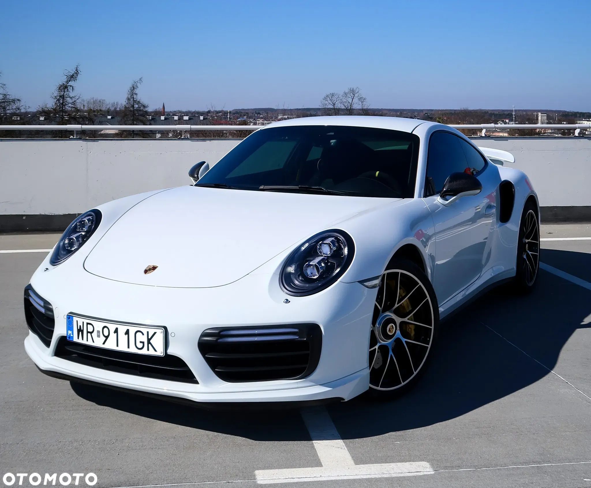 Porsche 911 Turbo S - 1