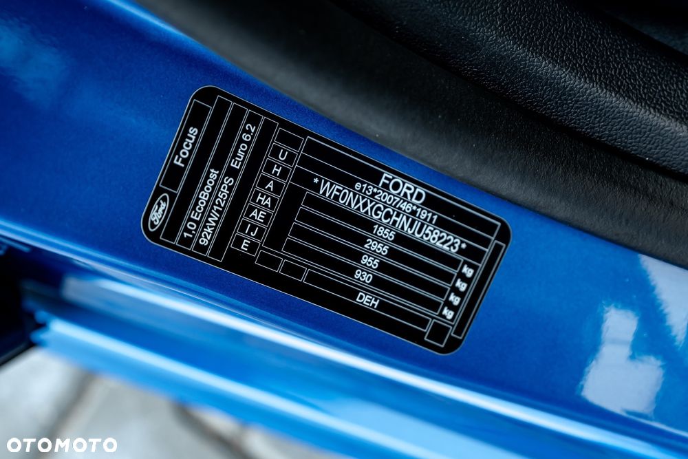 Ford Focus 1.0 EcoBoost Start-Stopp-System ST-LINE - 23