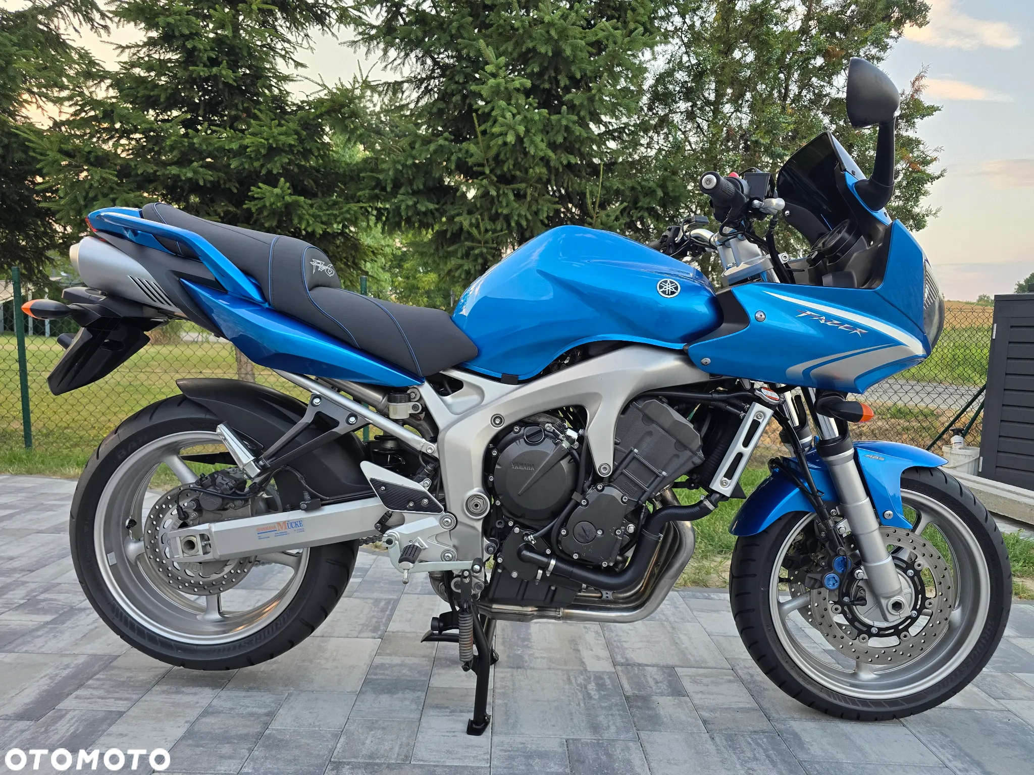 Yamaha FZ6 - 2