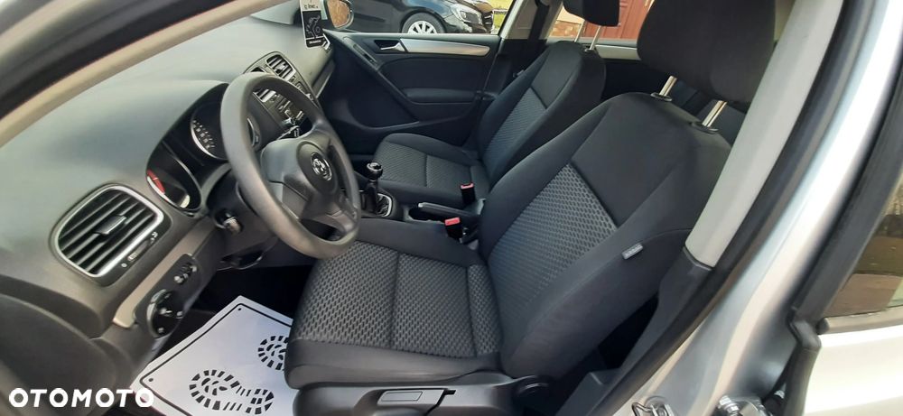 Volkswagen Golf - 29