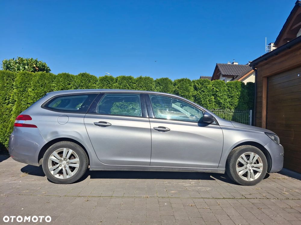 Peugeot 308 T9 (2014-2021), 2015