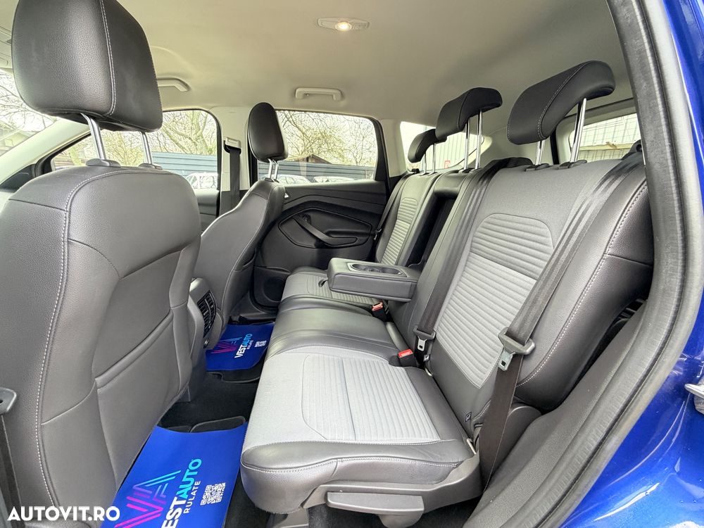 Ford Kuga 1.5 EcoBoost 2x4 Titanium - 11