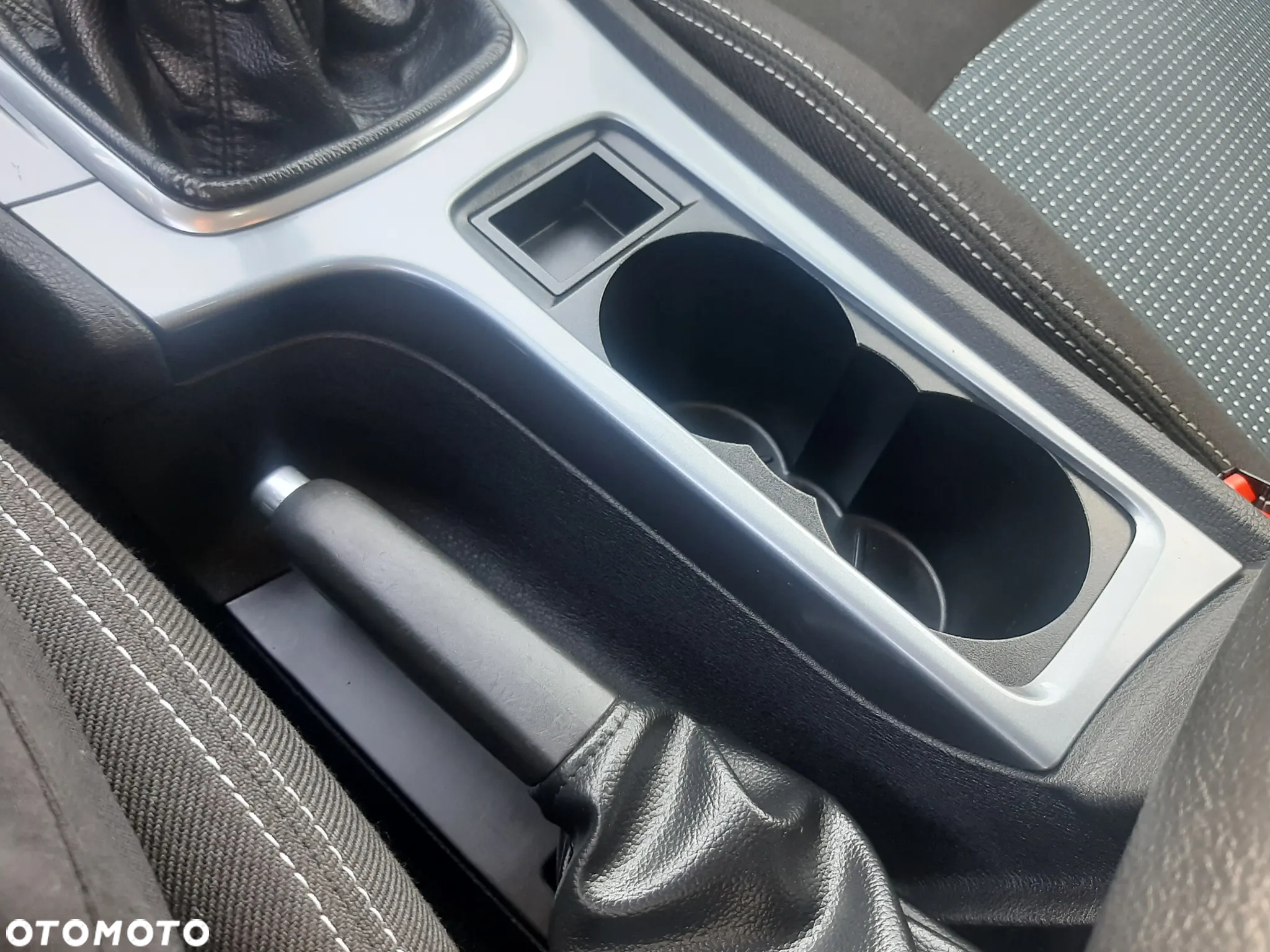 Ford Mondeo Turnier 2.0 TDCi Ambiente - 22