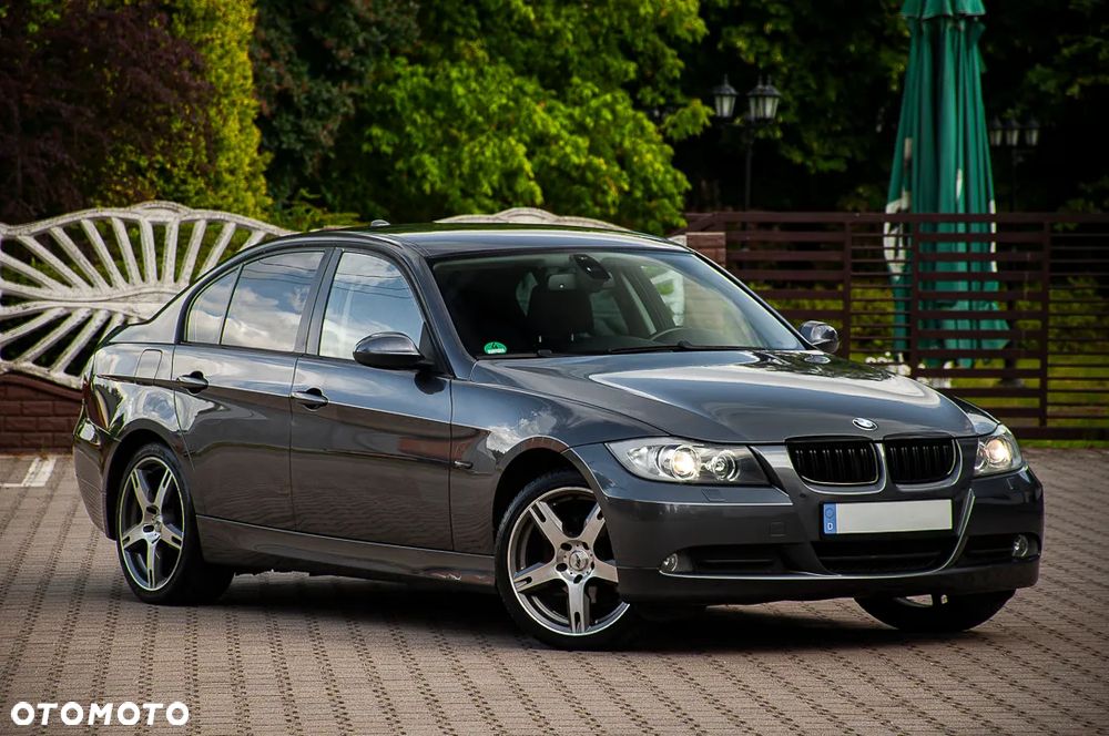 BMW Seria 3 318i Edition Sport - 1