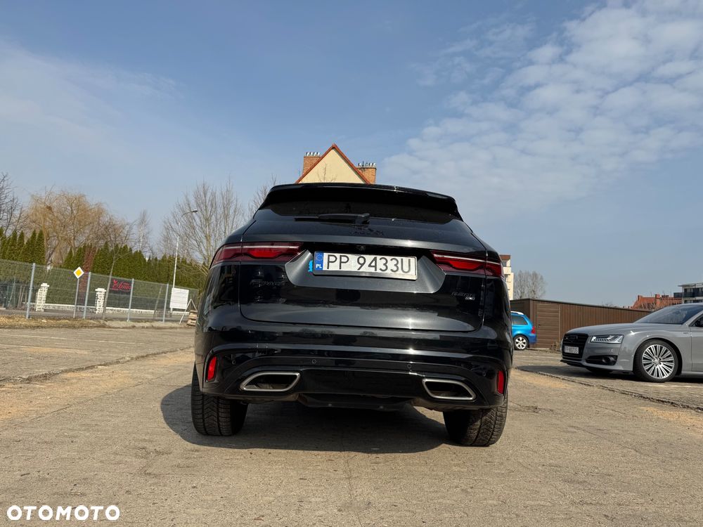 Jaguar F-Pace D300 AWD R-Dynamic SE 90th Anniversary Edition - 12