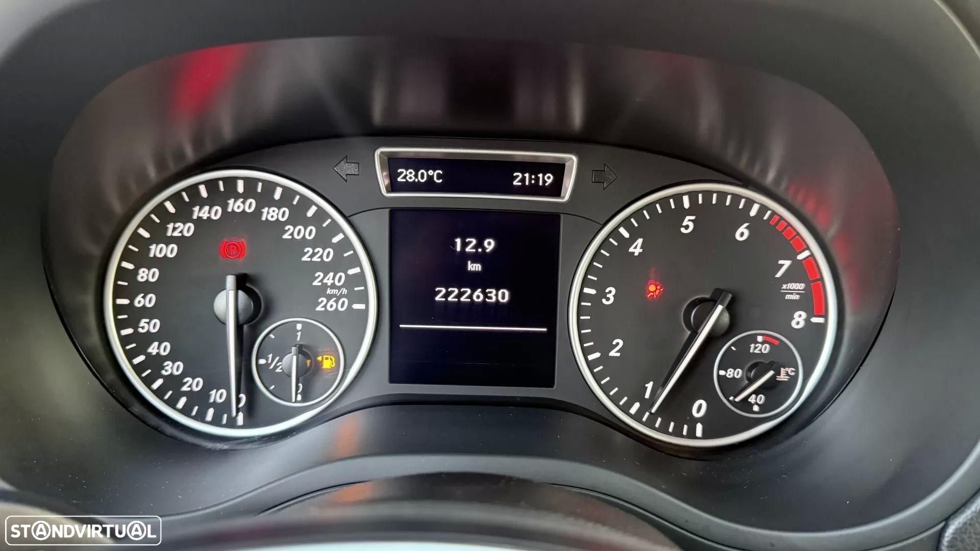 Mercedes-Benz B 180 Style - 24
