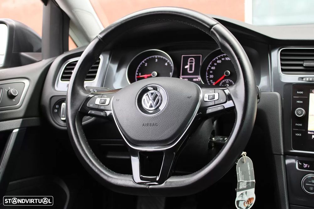 VW Golf Variant 1.6 TDi Confortline - 16