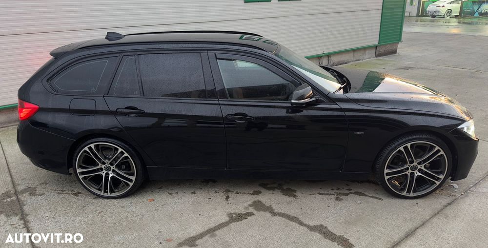 BMW Seria 3 320d xDrive DPF Touring Edition Sport - 3