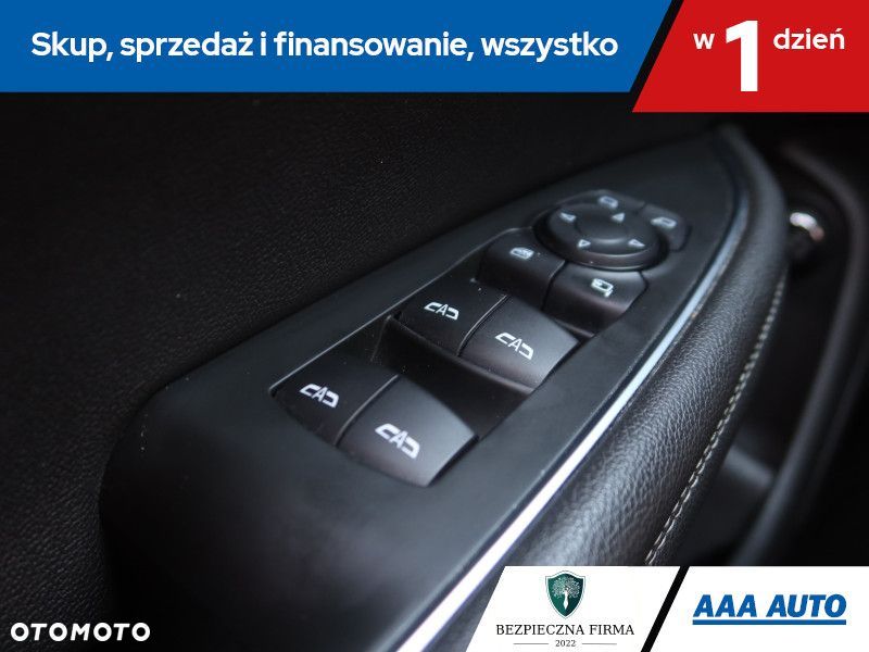 Opel Insignia - 18