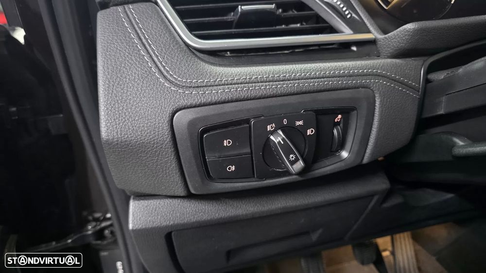BMW 218 Gran Tourer i 7L Line Sport — fotografia 5