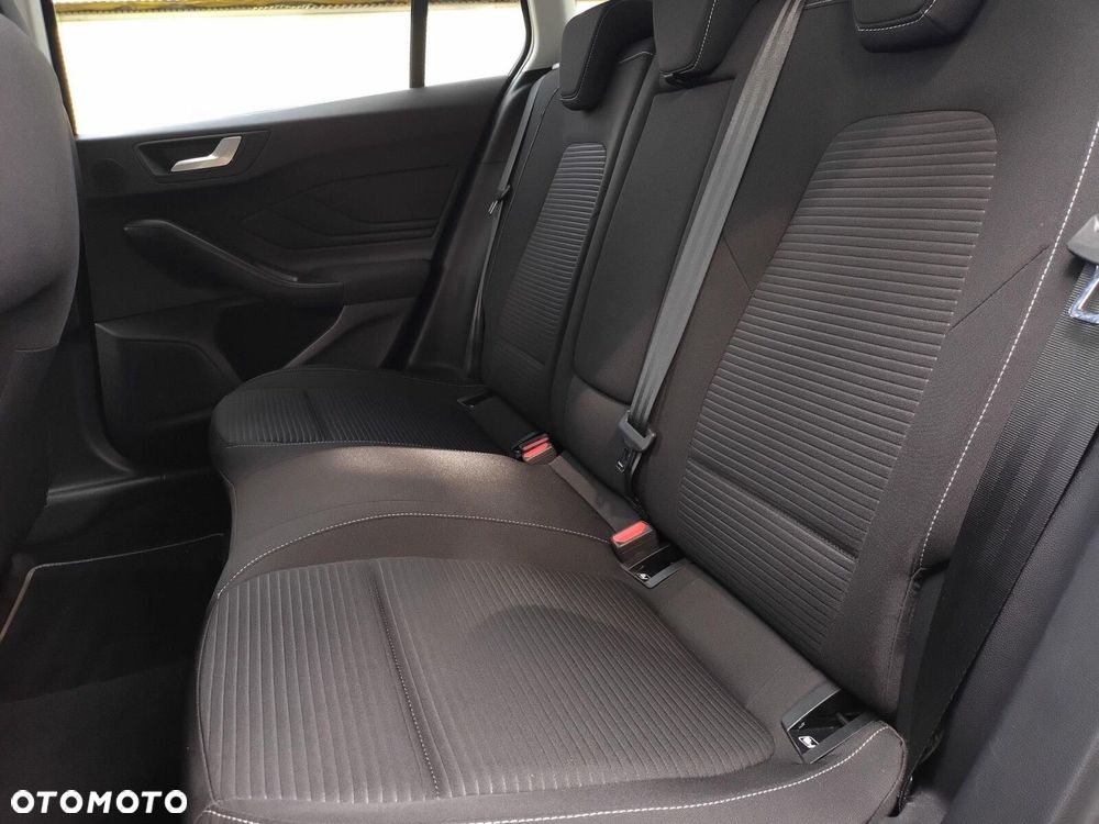 Ford Focus 1.5 EcoBlue Titanium - 29
