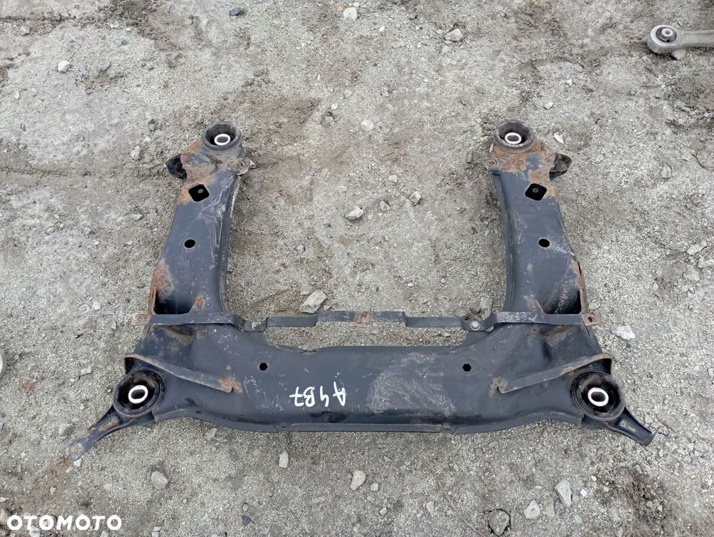 AUDI A4 B7 BELKA POD SILNIK SANKI PRZÓD - 2