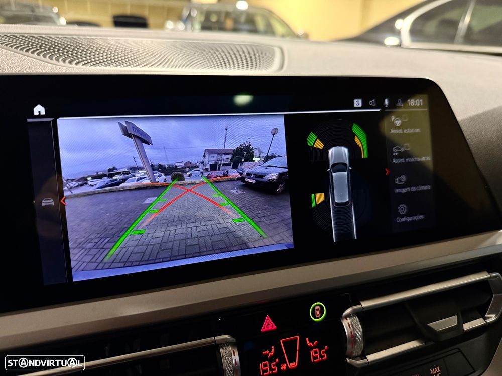 BMW 320 d Line Sport Auto - 33