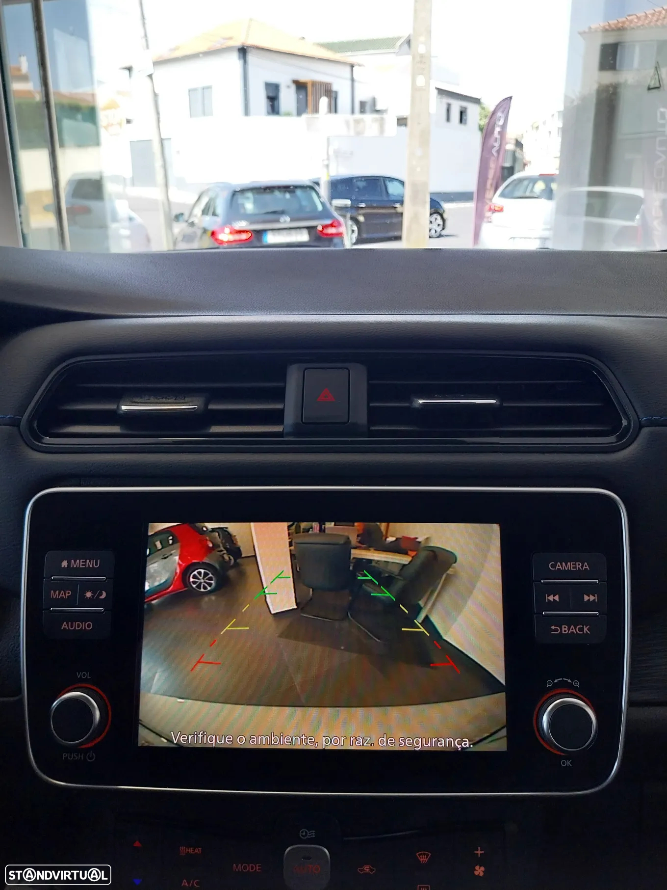 Nissan Leaf Acenta - 10