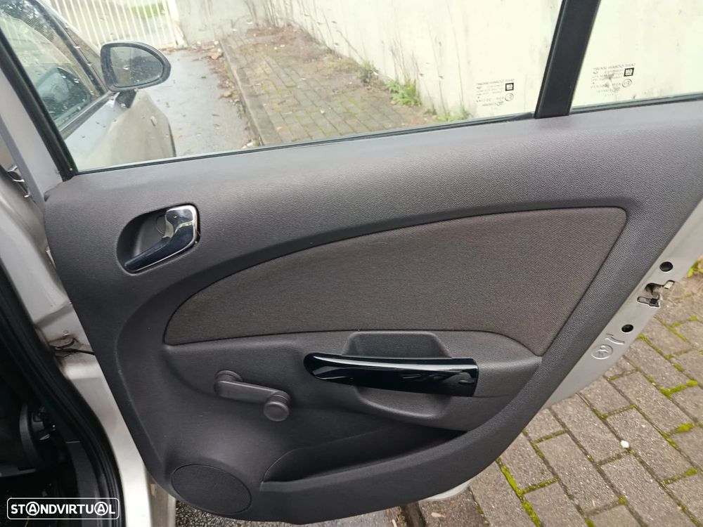 Opel Corsa 1.3 CDTI DPF EcoFLEX S&S Active - 17