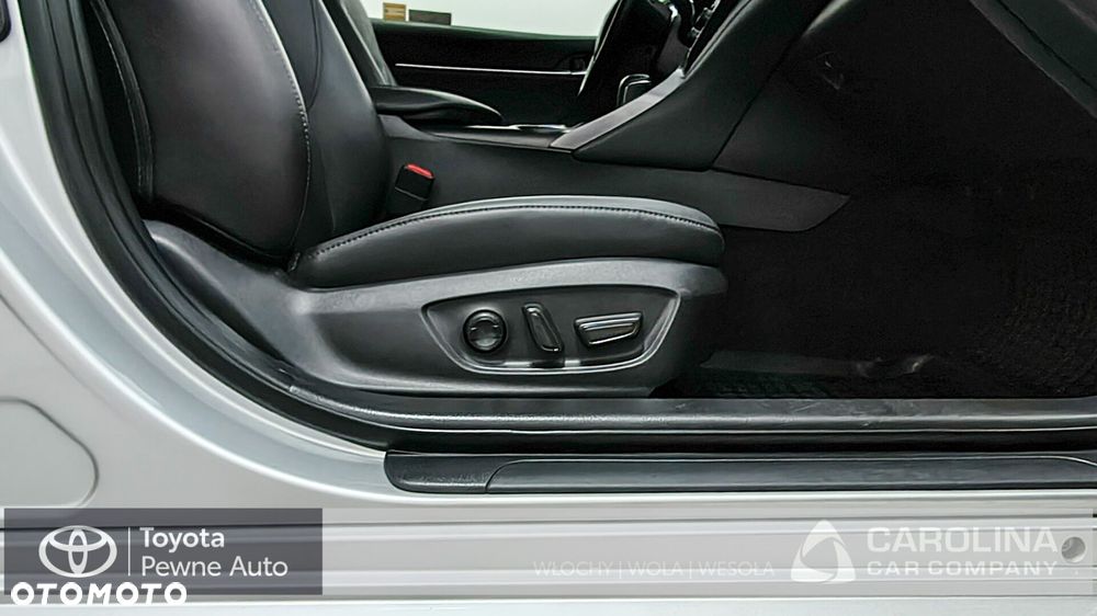 Toyota Camry 2.5 Hybrid Comfort CVT - 16