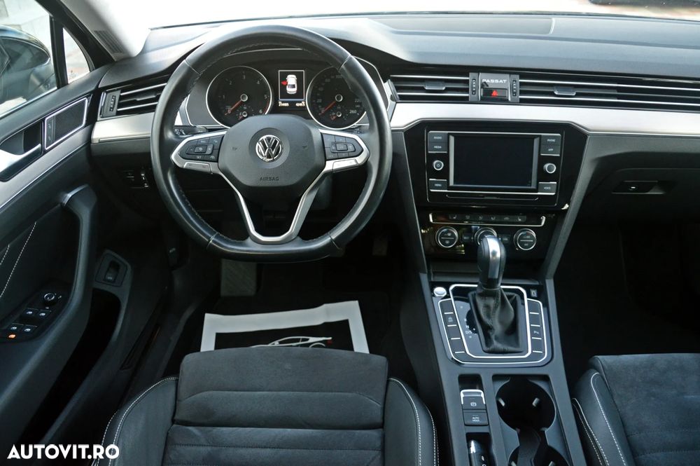 Volkswagen Passat 2.0 TDI DSG Highline - 23