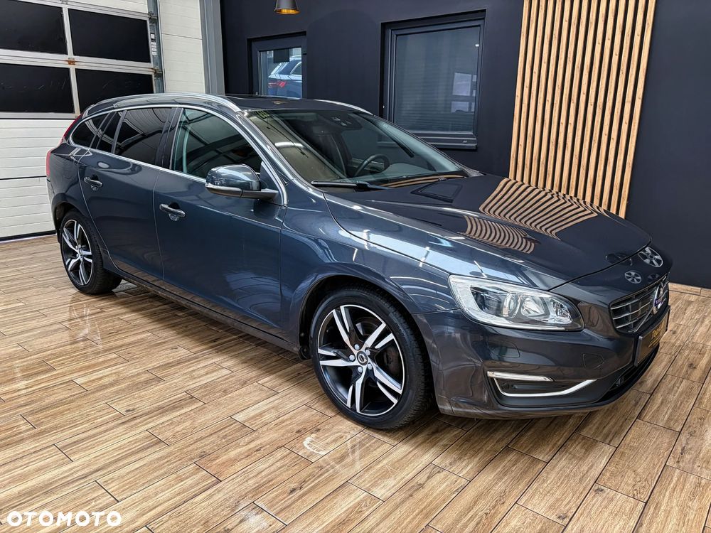 Volvo V60 D4 Geartronic Momentum - 5