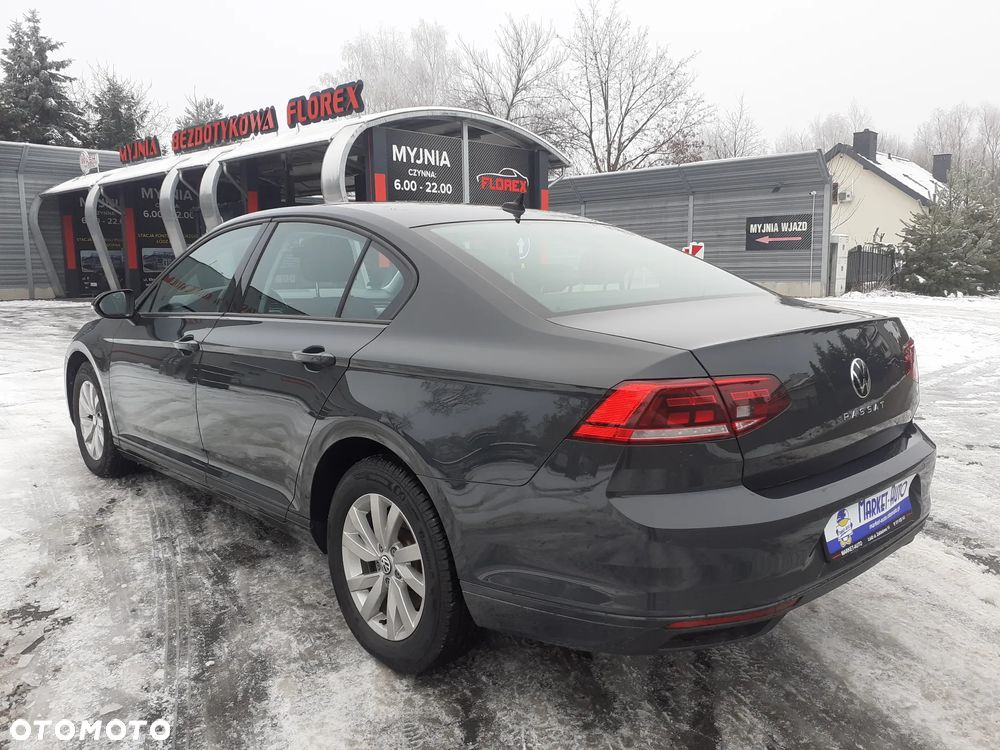 Volkswagen Passat - 3