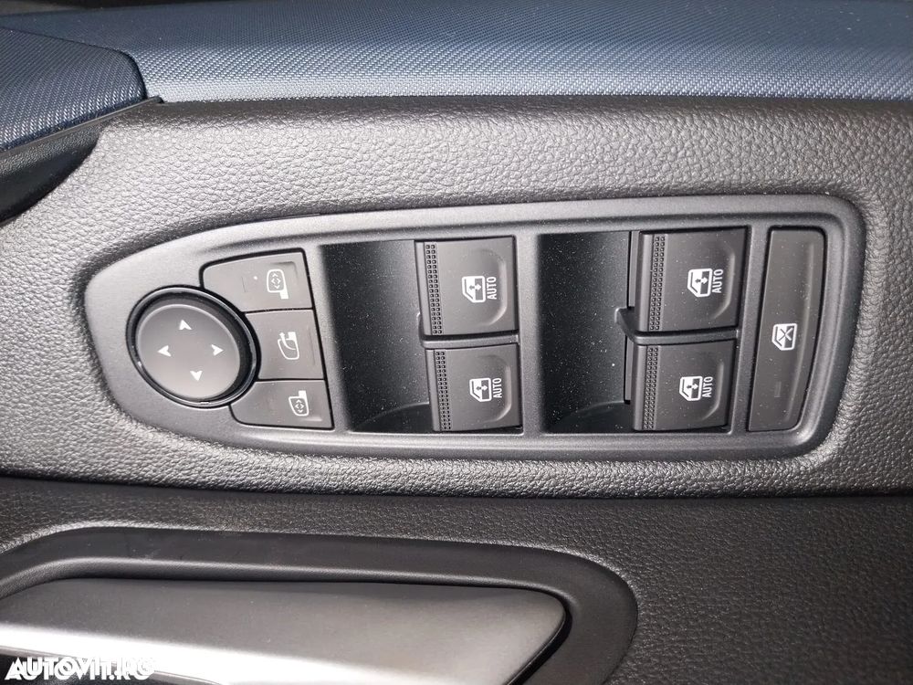 Dacia Duster ECO-G 100 Journey - 11