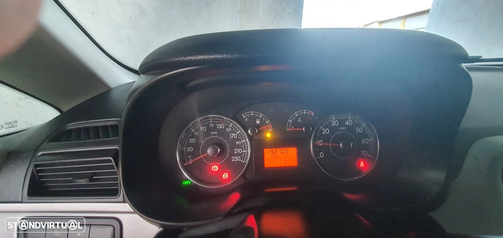 Fiat Grande Punto 1.3 M-Jet Active - 6