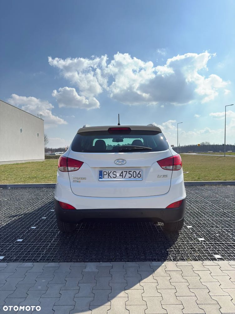 Hyundai ix35 1.6 2WD UEFA EURO 2012 Edition - 27