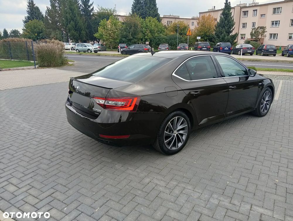 Skoda Superb 2015 photo 4