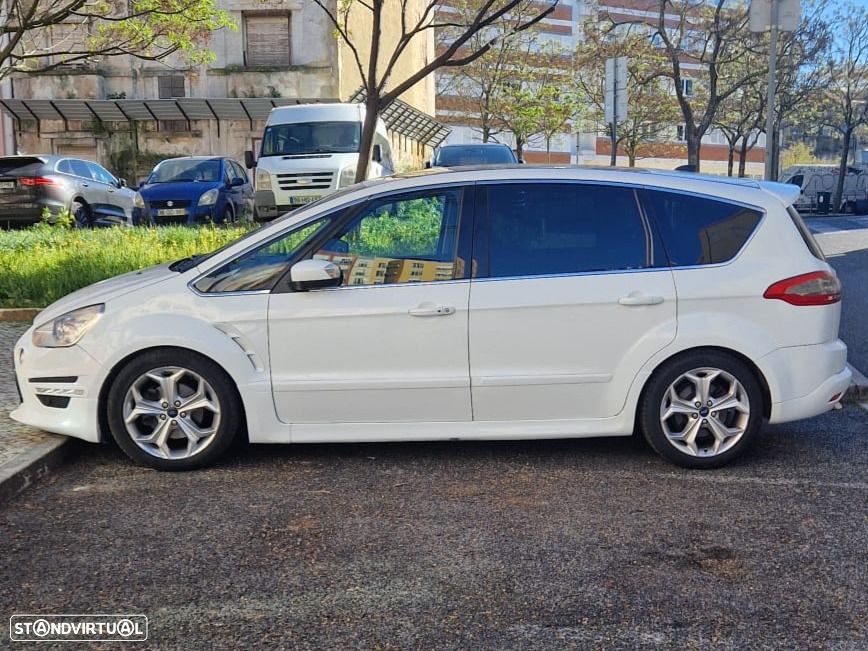 Ford S-Max 2.0 TDCi Titanium 7L 143g - 15
