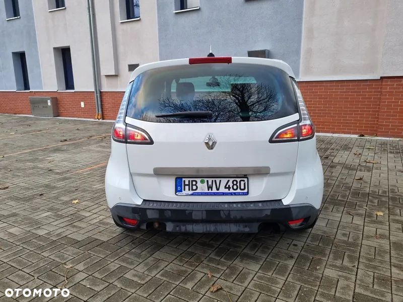 Renault Scenic dCi 160 Bose Edition - 9