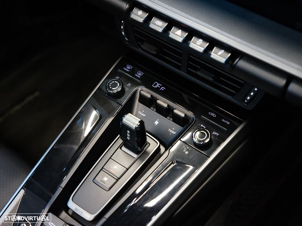 Porsche 911 (992) Carrera PDK - 45