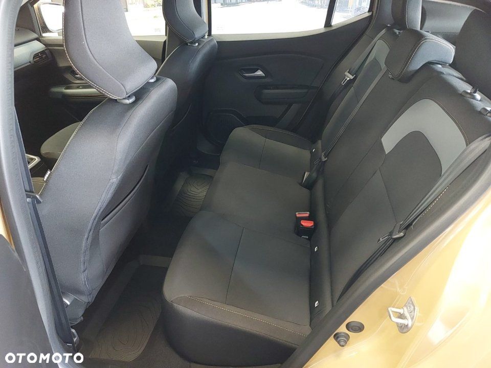 Dacia Sandero - 8
