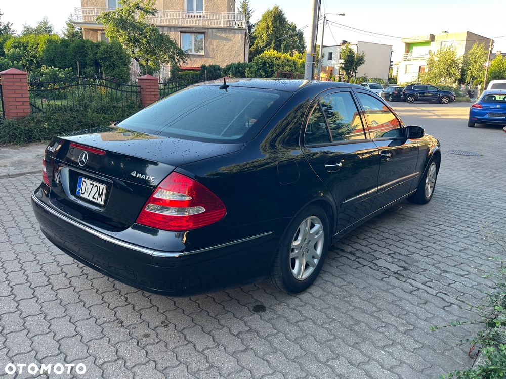 Mercedes-Benz Klasa E 350 4Matic Automatik Elegance - 5