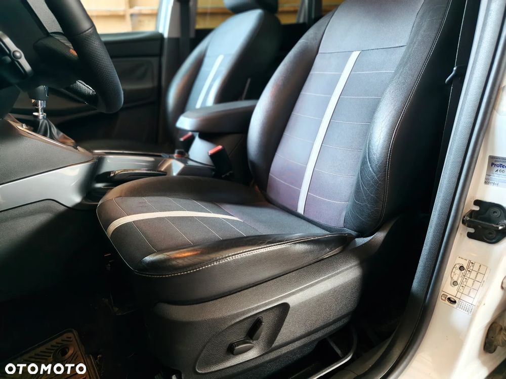 Ford Kuga 2.0 TDCi Titanium - 25