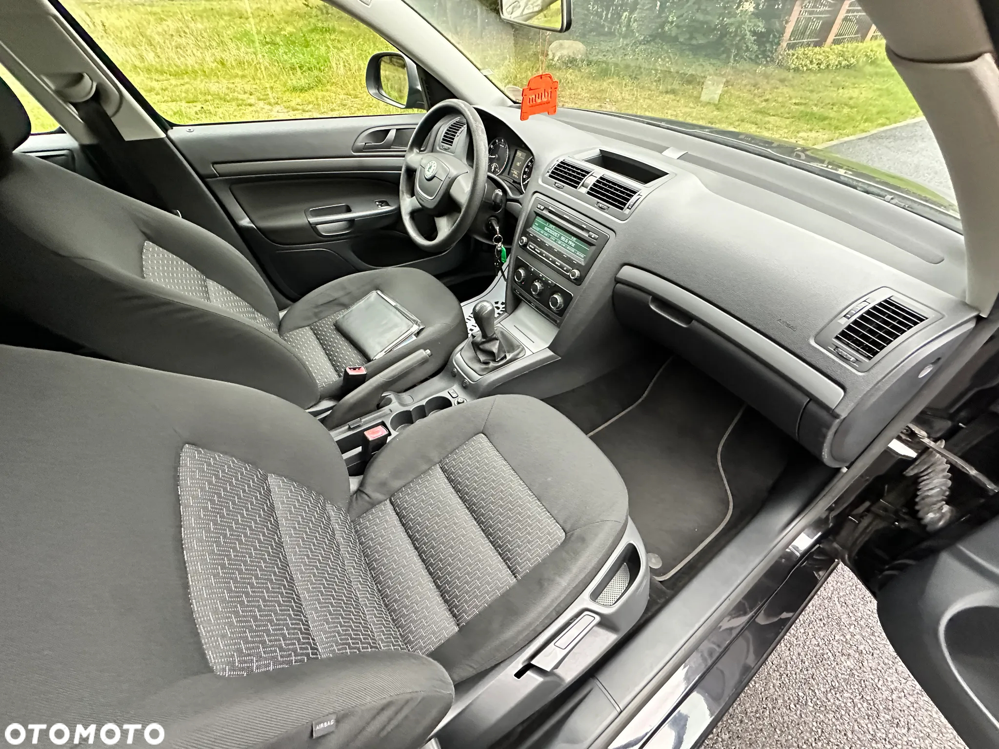 Skoda Octavia 1.6 Ambition - 28