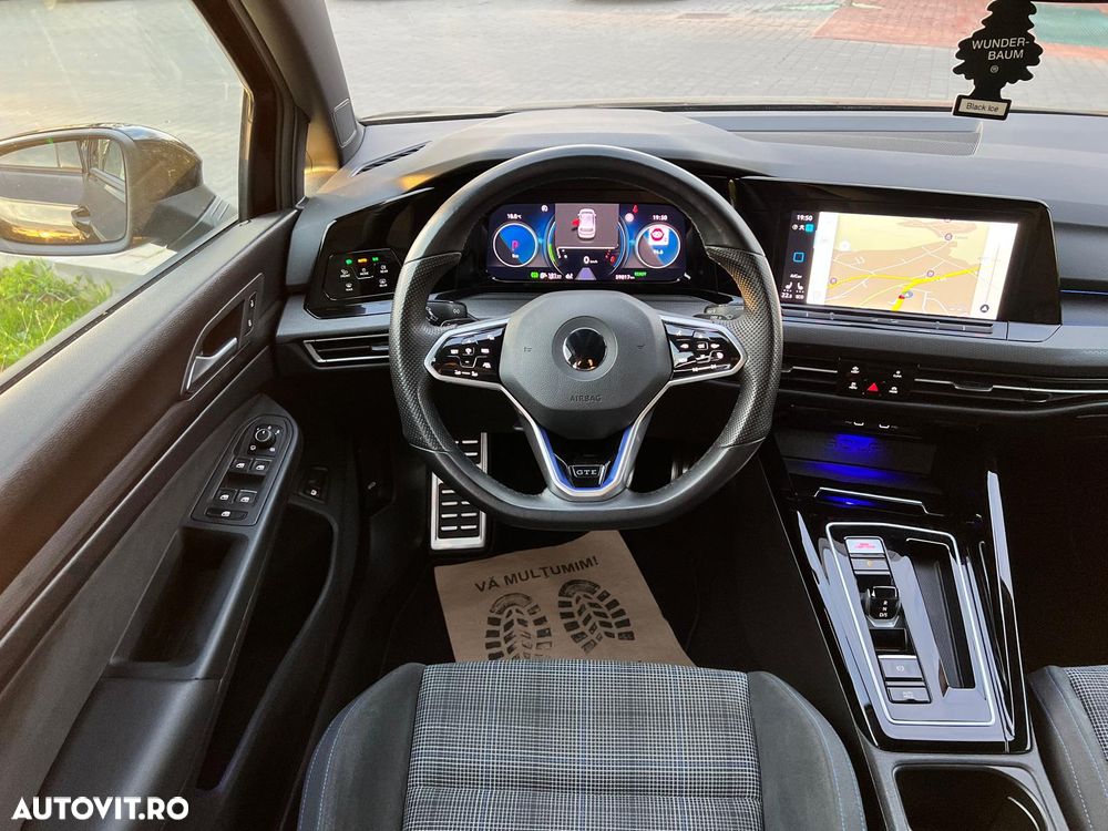 Volkswagen Golf - 14