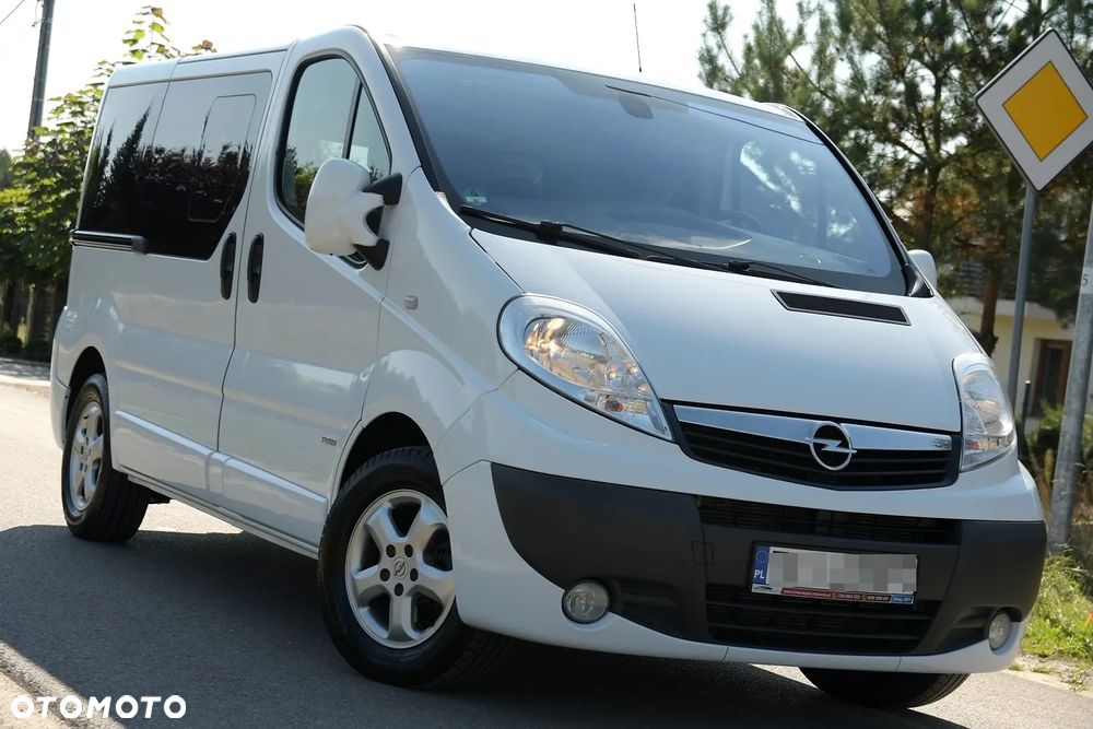 Opel Vivaro Tour Cosmo L1H1 - 13