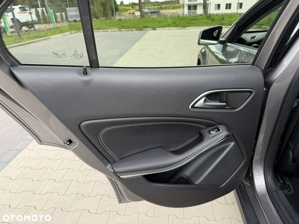 Mercedes-Benz Klasa A 180 d 7G DCT - 30